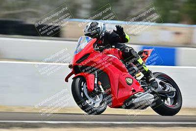 media/Apr-18-2025-TrackDaz (Fri) [[45f5874c44]]/B Group/Session 4 (Turn 6 - Outside)/